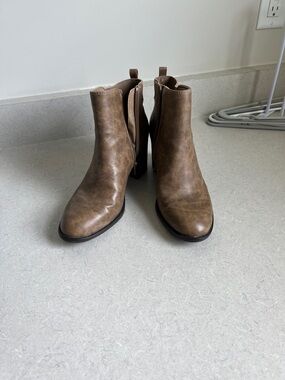 BareTraps Taupe-Brown Chelsea Booties with Block Heel